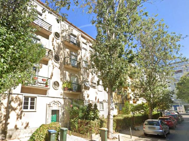 Apartamento T4 em Alvalade
