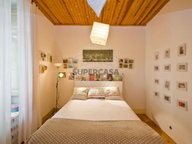 Apartamento T4 em Areeiro