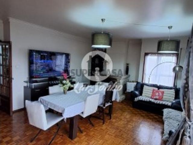 Apartamento T4 em Barcelos