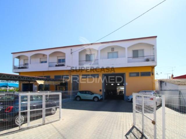Apartamento T4 em Conceição