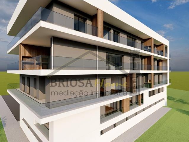 Apartamento T4 em Condeixa