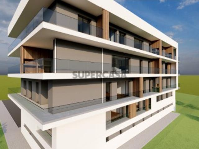 Apartamento T4 em Condeixa