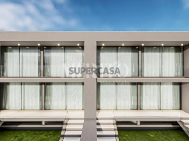 Apartamento T2 + 2