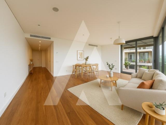 Apartamento T4 em Coimbra