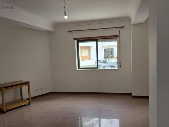 Apartamento T4 em Coimbra