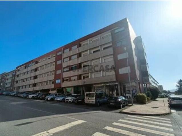 Apartamento T4 em Ferreiros e Gondizalves