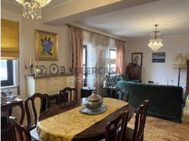 Apartamento T4 em Guarda