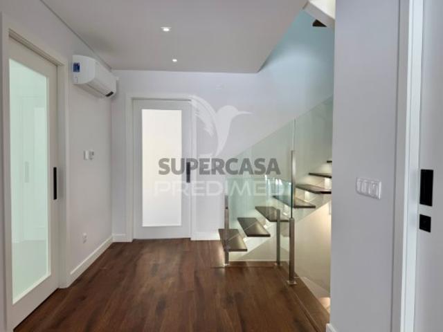 Apartamento T4 em Leiria, Pousos, Barreira e Cortes
