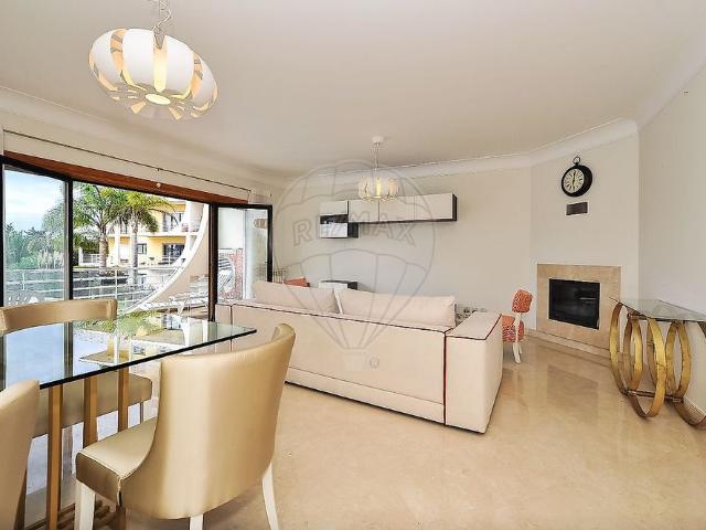 Apartamento T4 em Lisboa
