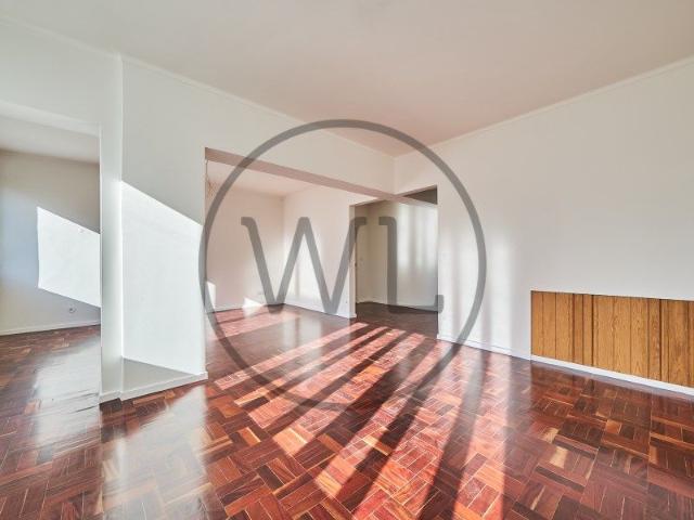 Apartamento T4 em Lisboa