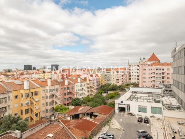 Apartamento T4 em Lisboa