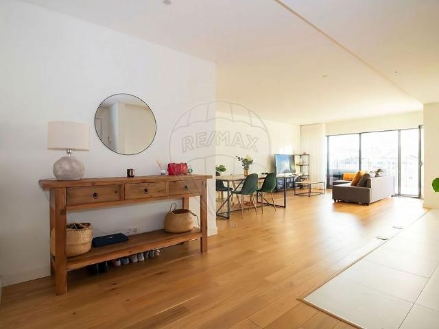 Apartamento T4 em Lisboa