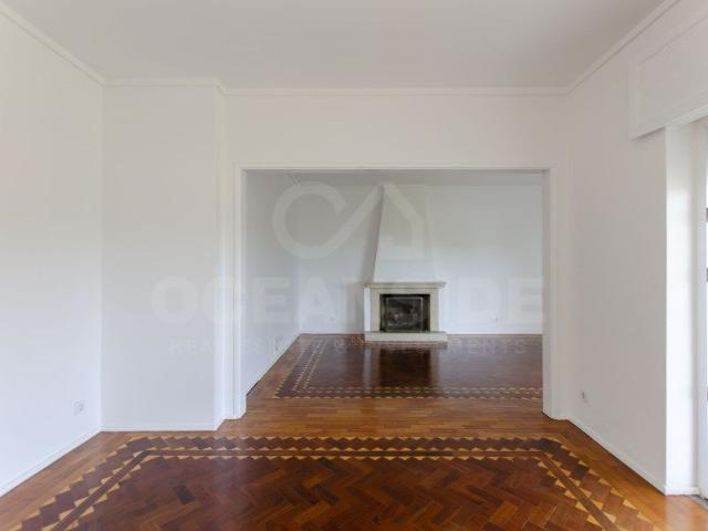 Apartamento T4 em Lisboa