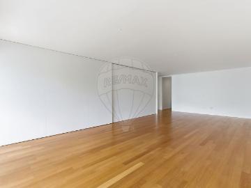 Apartamento T4 em Lisboa