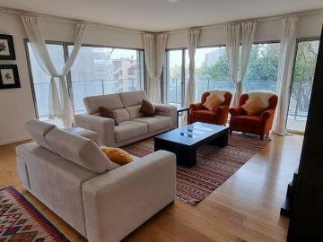 Apartamento T4 em Lisboa