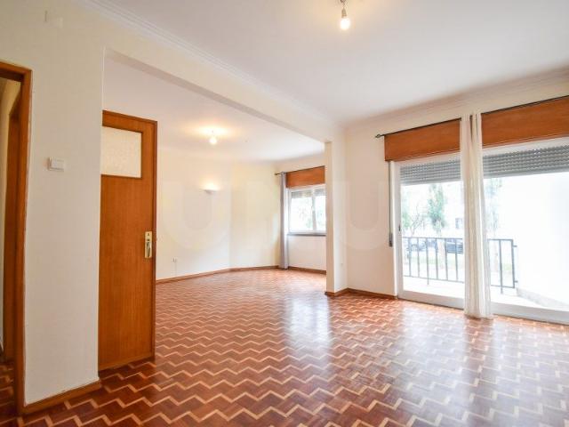 Apartamento T4 em Lisboa