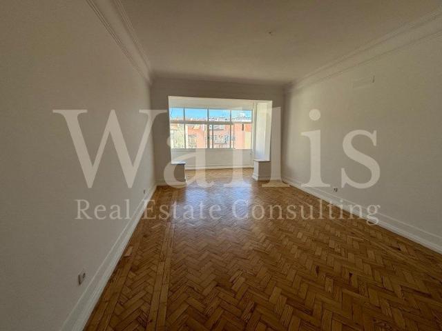 Apartamento T4 em Lisboa