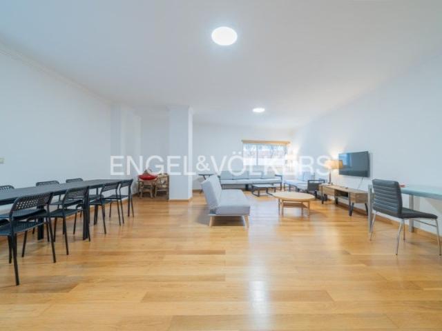 Apartamento T4 em Lisboa