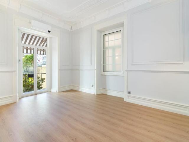 Apartamento T4 em Lisboa