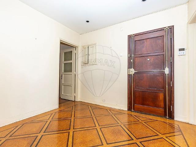 Apartamento T4 em Lisboa