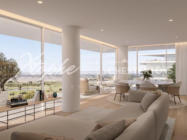Apartamento T4 em Loulé