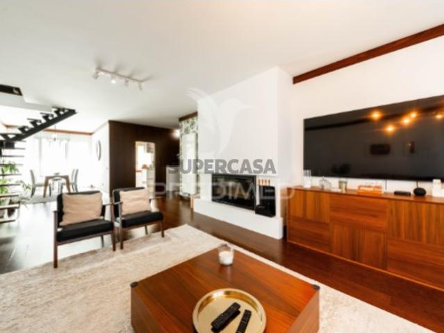Apartamento T4 em Marrazes e Barosa