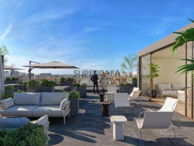 Apartamento T4 em Matosinhos Sul