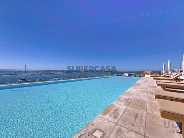 Apartamento T4 em Olhão de 158,00 m²