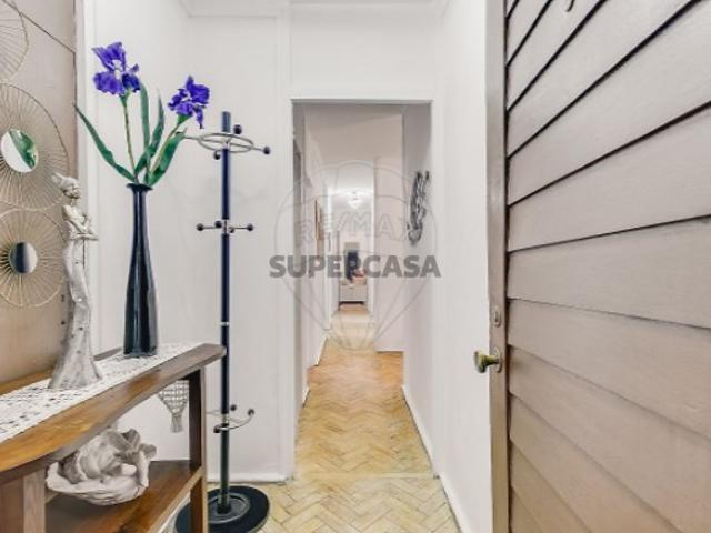 Apartamento T4 em Olivais