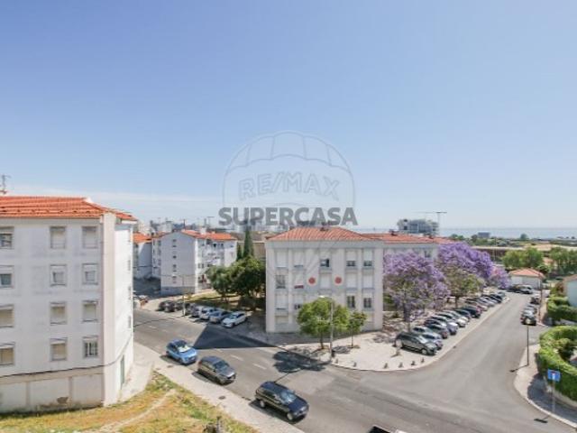 Apartamento T4 em Olivais