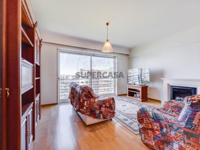 Apartamento T4 em Parque das Nações