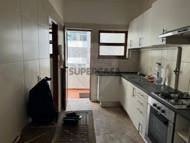 Apartamento T4 em Portimão