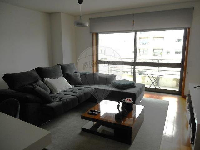 Apartamento T4 em Porto