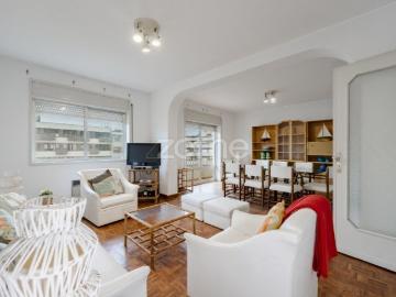 Apartamento T4 em Porto