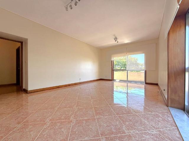 Apartamento T4 em Porto