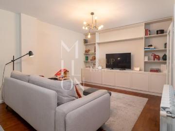 Apartamento T4 em Porto