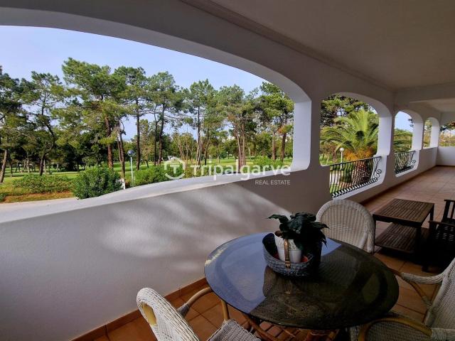 Appartamento T4 em primeira linha do Golfe Portimao 183m² Portimão