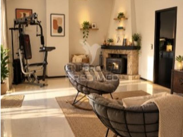 Apartamento T4 em São João Baptista