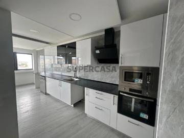 Apartamento T4 em São Vicente