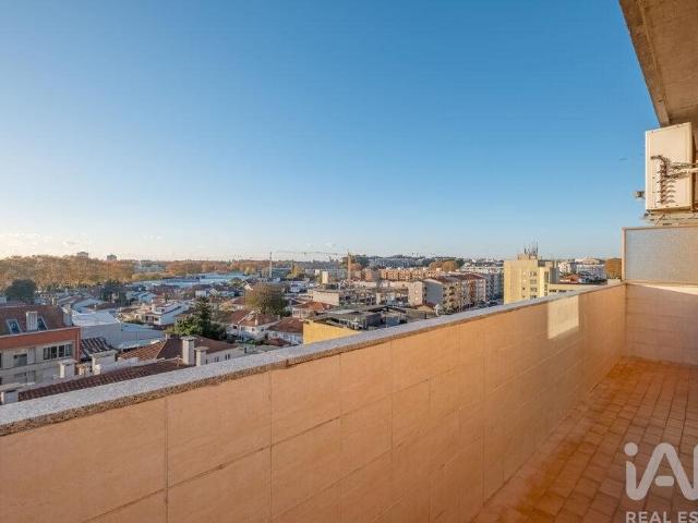 Apartamento T4 em São Mamede de Infesta e Senhora da Hora de. 116m² São Mamede De Infesta
