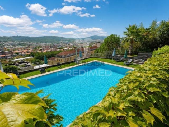 Apartamento T4 em São Vicente