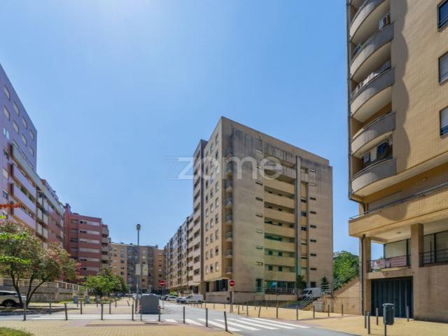 Apartamento T4 em S. Vitor