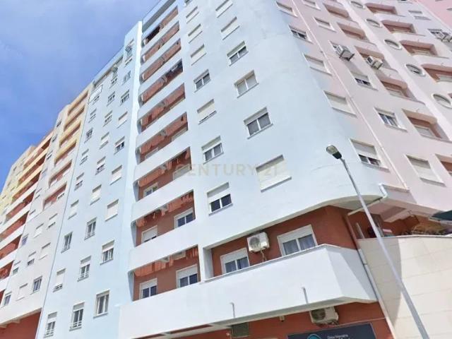 Apartamento T4 | Santa Marta do Pinhal
