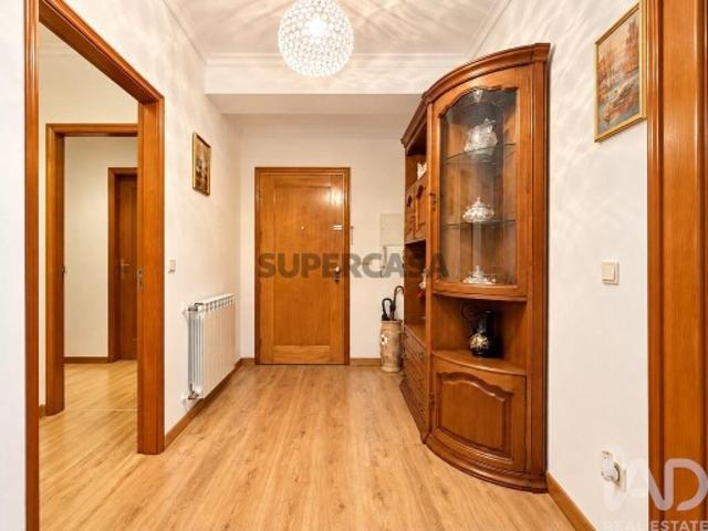 Apartamento T4 em Santa Maria Maior