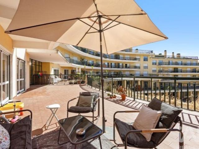 Apartamento T4 em Santa Maria, São Pedro e Matacães de 190 m²