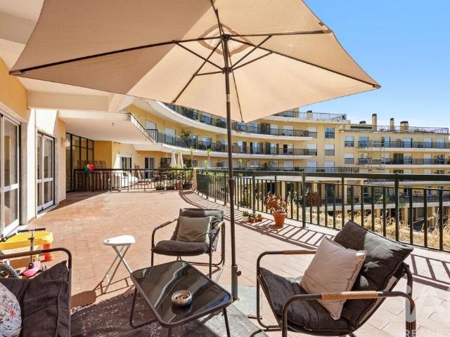 Apartamento T4 em Santa Maria, São Pedro e Matacães de 190 m²