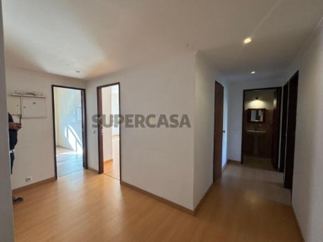 Apartamento T4 em Santarém para venda