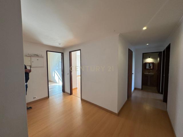 Apartamento T4 em Santarém para venda