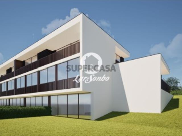 Apartamento T4 em Santo Tirso, Couto S.Cristina e S.Miguel e Burgães