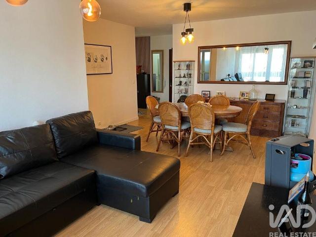 Apartamento T4 em Santo António da Charneca de 91 m²